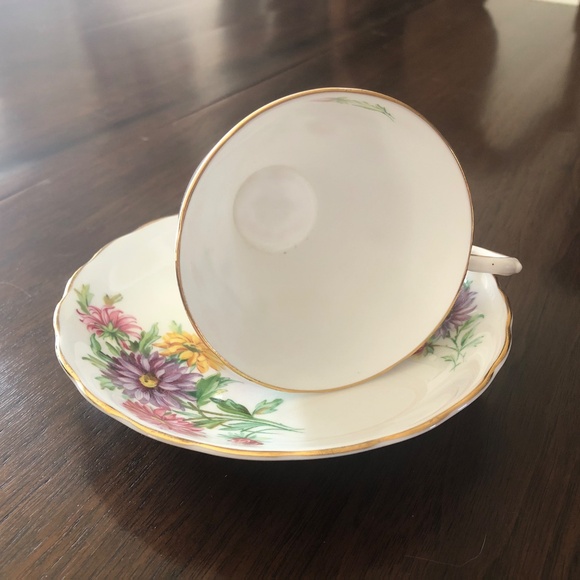 Birthday Flowers Tuscan Fine English Bone China Cup and Saucer - September - Picture 3 of 3